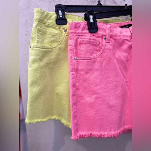 Neon denim shorts - Picture 2 of 5